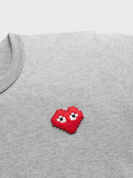 red-play-comme-des-garcons-x-the-artist-invader-t-shirt-grey.-antic